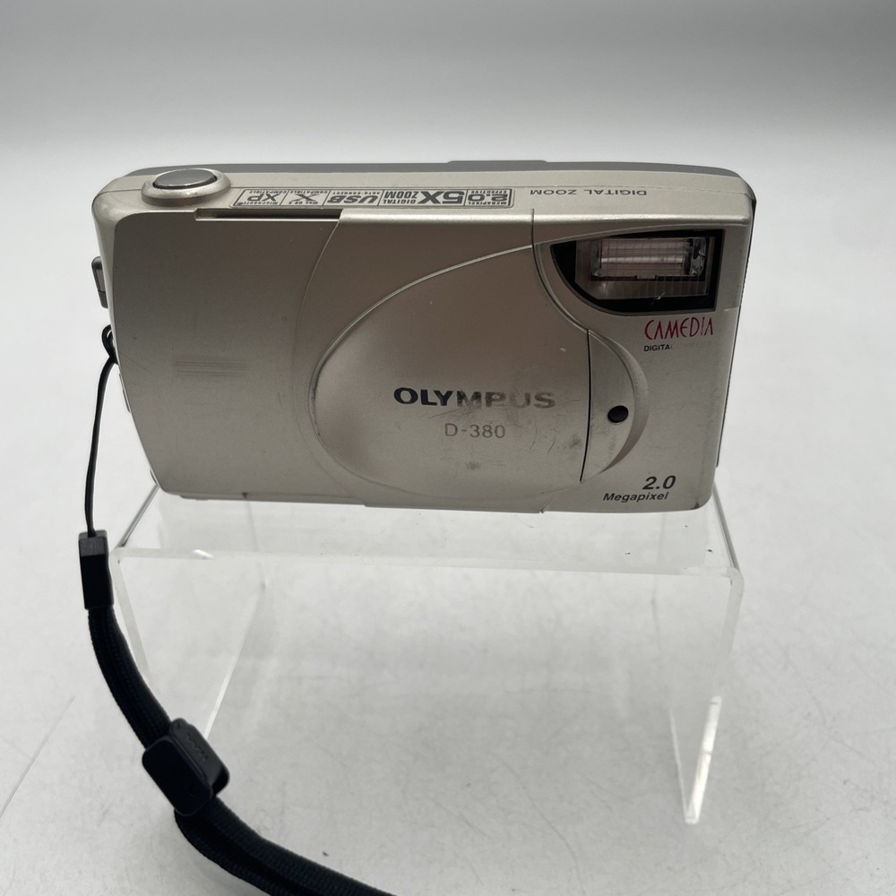 OLYMPUS CAMEDIA D-380 SILVER 2.0MP DIGITAL CAMERA+Battery+Memory Card-TESTED